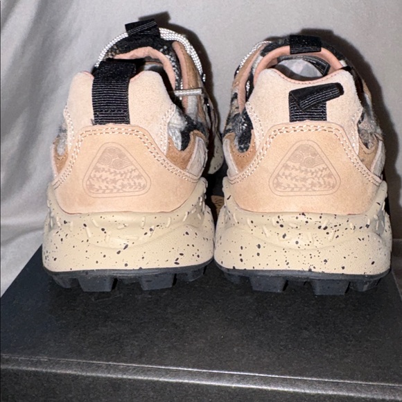 NWT Flower Mountain Yamano 3 Sneaker in Cappuccino Black - Picture 9 of 13